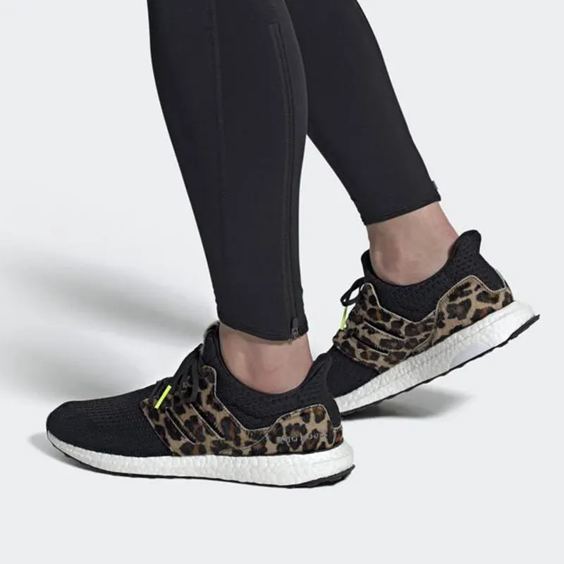 

Adidas Genuine 2024 Women's Comfort Running Shoes FZ2731