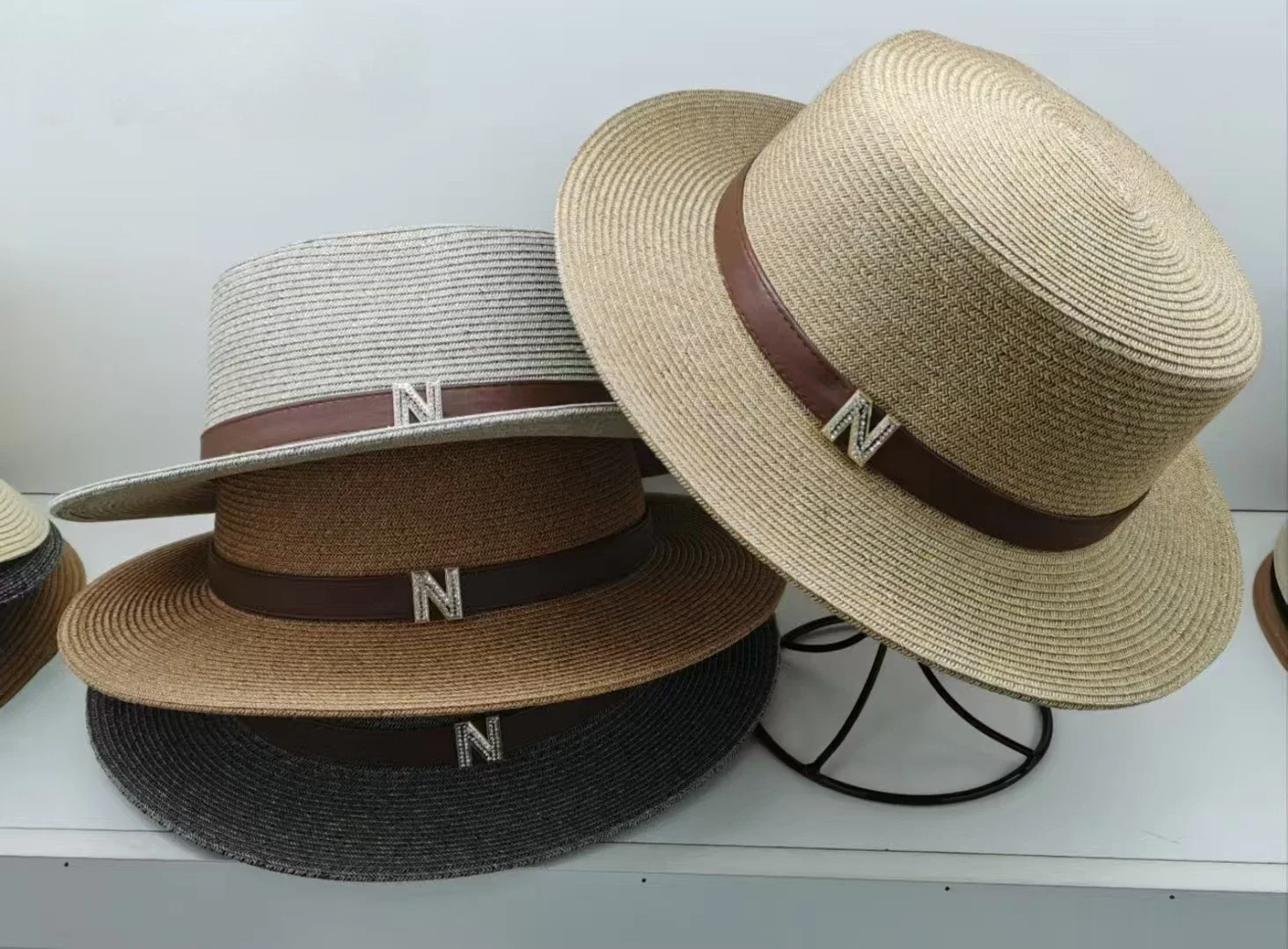 

2025 Summer Must-Have! French Straw Panama Hats - Big Eaves Jazz Style, for Both Men & Women, Ideal for Seaside Beach Holidays