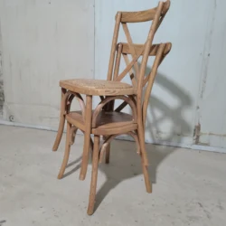 stackable KD cross back bentwood chair  and solid wood seat Wholesale wedding party cross back elm wood chair