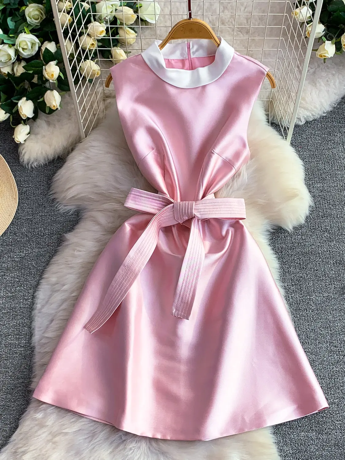 

Women Pink Bow Luxury Mock Neck Sleeveless Mini Dress Y2K Gyaru French Elegant Birthday Party A-line Dress for Women Summer 2026