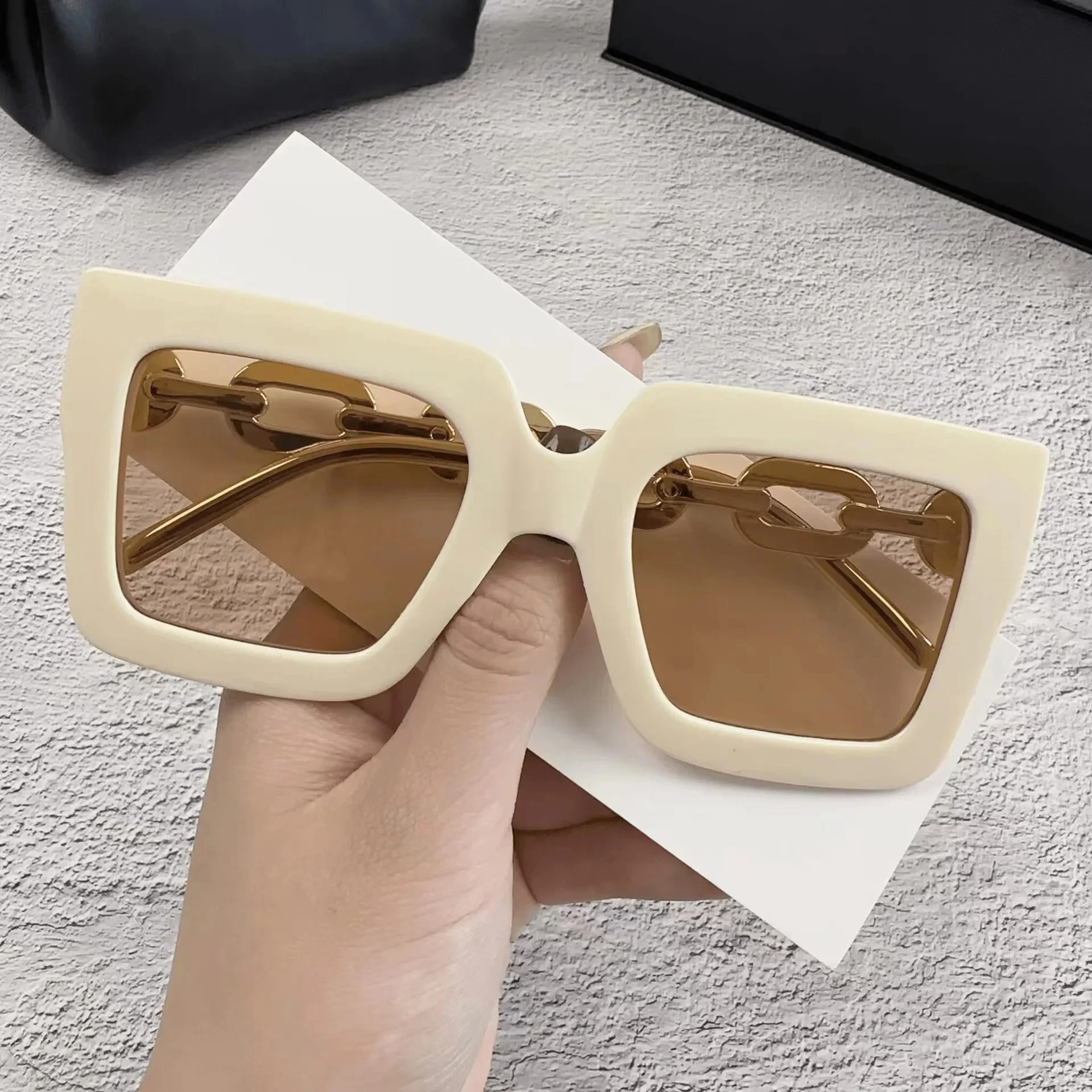 Luxury Fashion Square Chain Sunglasses Women Casual Driving Camping Candy Color Sun Protection Sunglasses Beach Party Travel