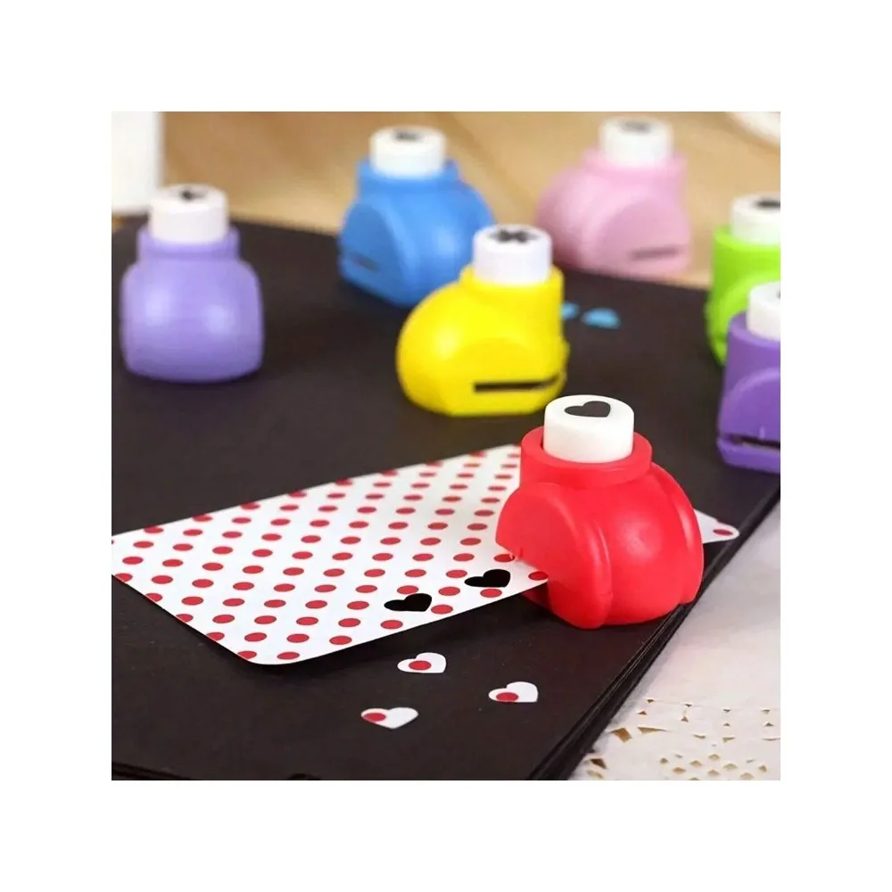 1pc Mini Paper Embosser, Heart-Shaped Paper Punch, Handmade DIY Portable Love Shape Paper Art Paper Manual Punch