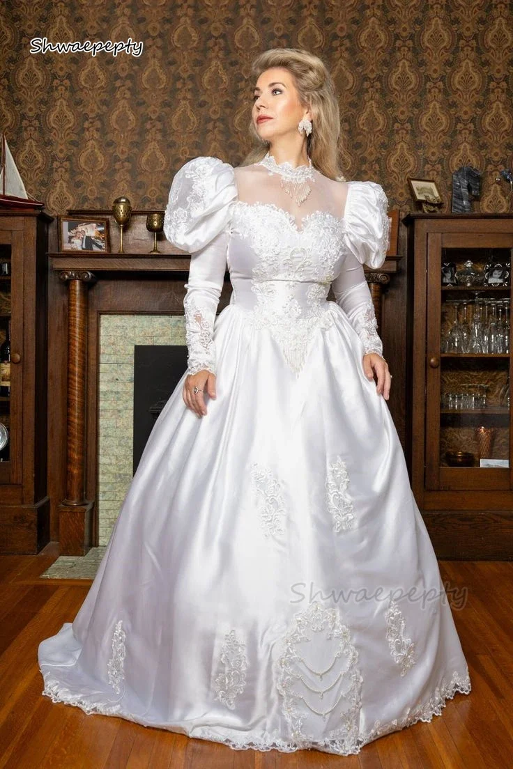 Vintage Puff Long Sleeves Wedding Dresses Illusion Jewel Neck Open Back Bow White A Line Satin Bridal Gowns Customized