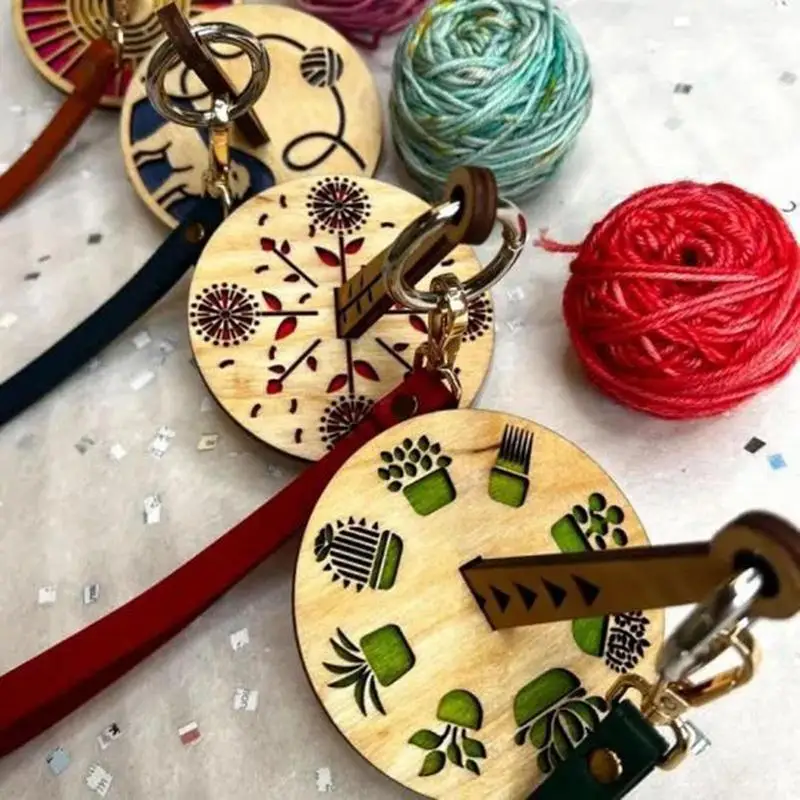 Wood Yarn Holder Wrist Yarn Dispenser Holder in Wood Embroidery Accessories Arts and Crafts for Cardigans Sweaters Socks