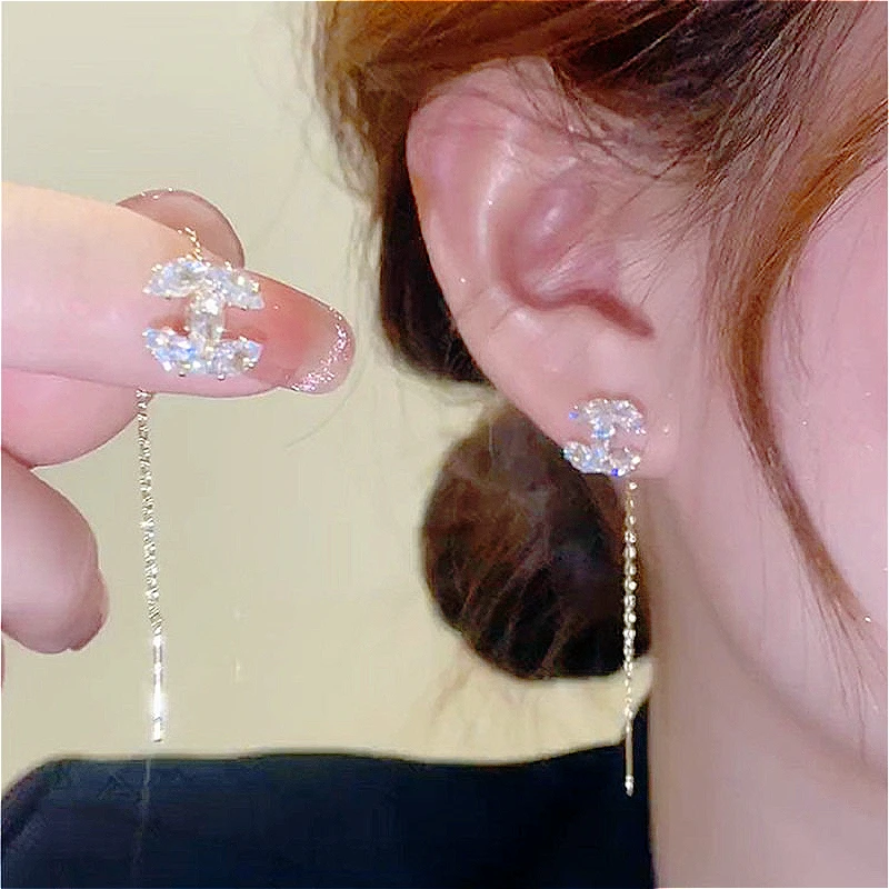 

French Light Luxury Style Long Letter Slightly Set Zircon Ultra-sparkling High-end Earrings, Elegant Tassel Earrings for Women