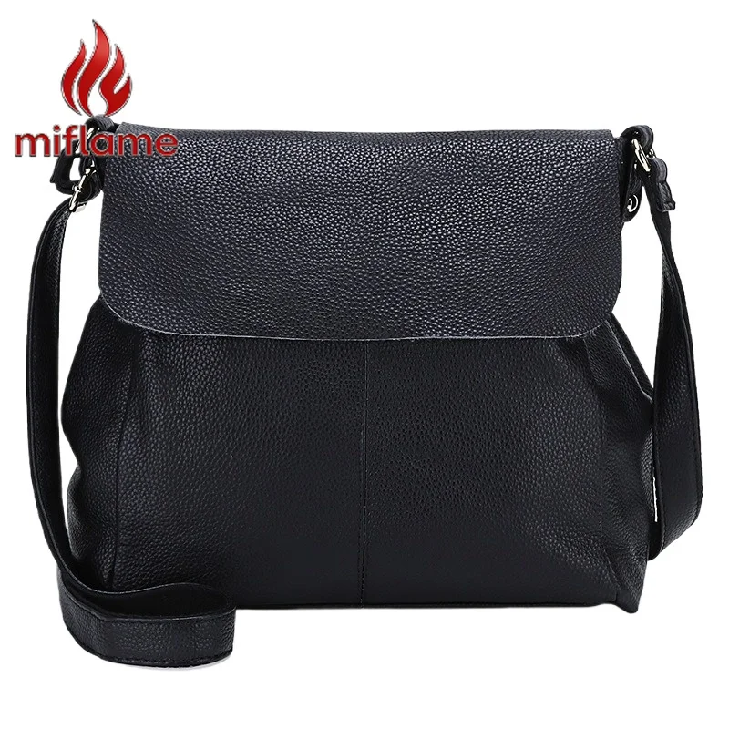 

Large Capacity Bucket Bag Women Soft Leather Shoulder Bag Vintage Minimalist Crossbody Tote for Work Travel