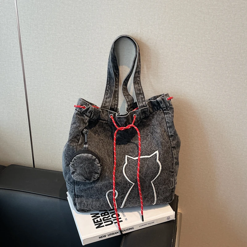 

Sewing Denim Large Capacity Shoulder Bags Summer New Animal Patterns 2025 Brand Bags for Women Simple Soft Versatile Handbag