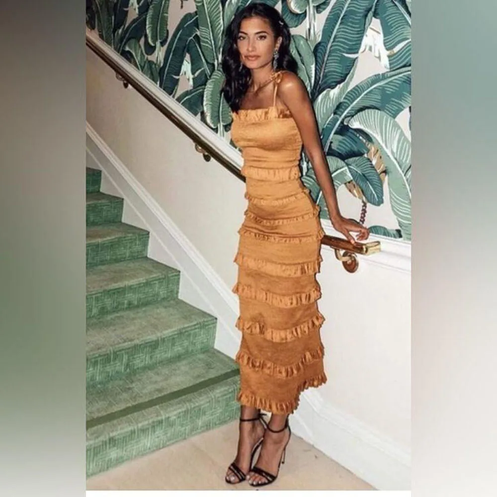 

Fashion Brown Banquet Dresses Prom Spaghetti Strap Sleeveless Celebrity Tiered Pleat Square Collar Female Gowns Pretty Sexy