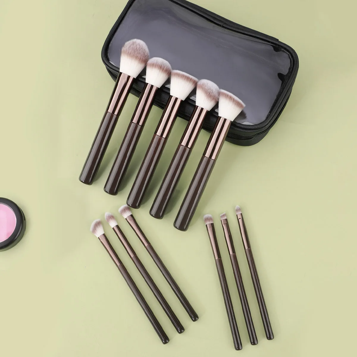 Professionelles 11-teiliges Make-up-Pinsel-Set mit weichem synthetischem Haar, Foundation-Pinsel, Kontur- und Lidschattenpinsel mit Aufbewahrungstasche
