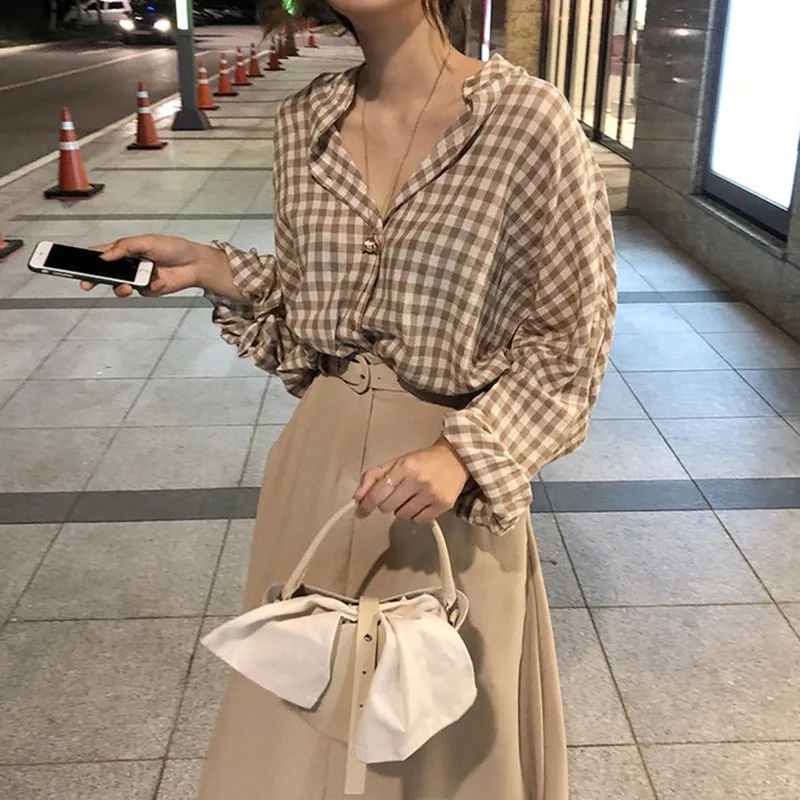 Cute Sweet Tops Women Fashion Temperament Lady Korean Design Boyfriend Blouses Shirts Cute Girls Button Plaid Loose Shirts 832