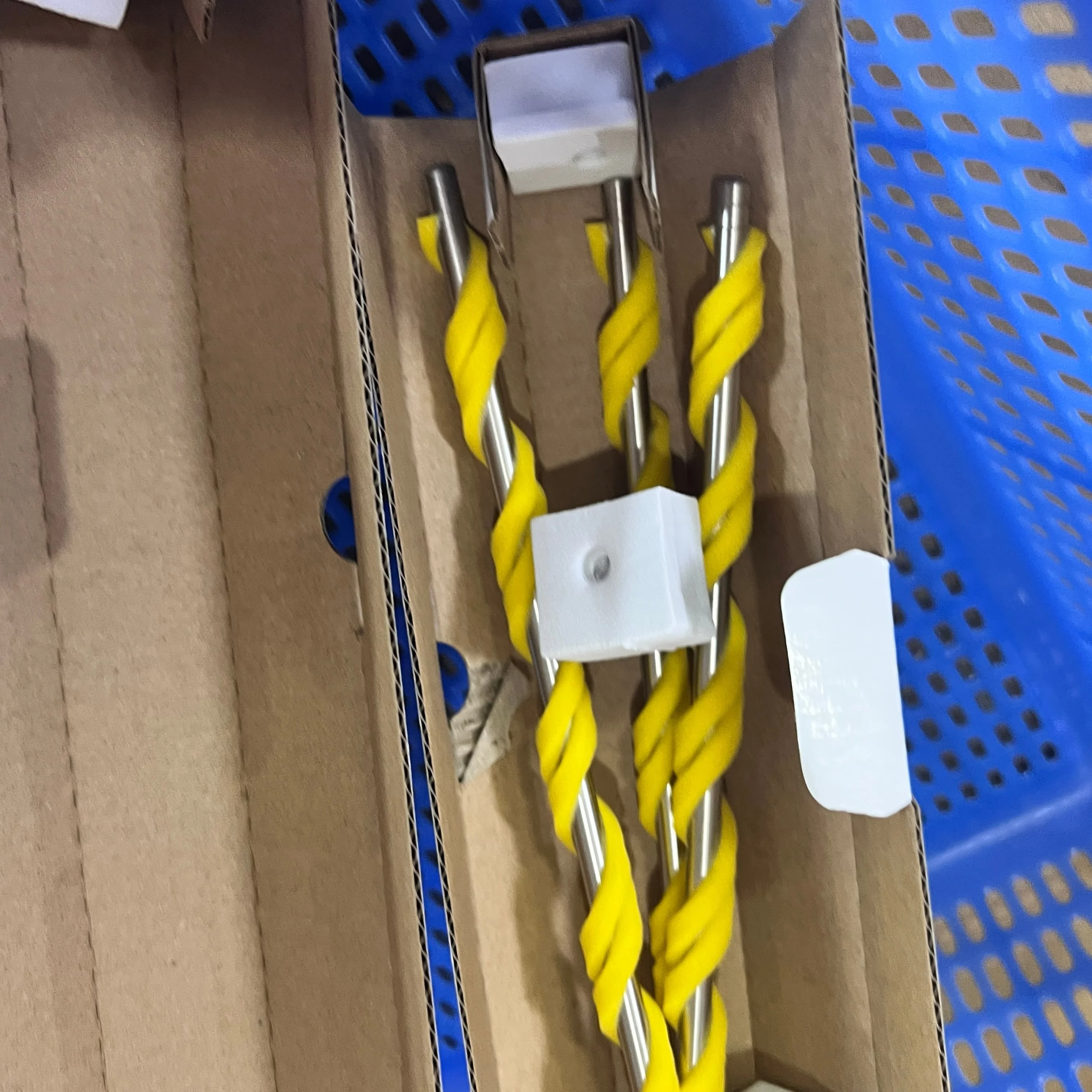 

4PCS High Quality V180 V2100 V3100 Primary Charge Roller For Xerox Versant 80 180 2100 3100 V80 PCR Sponge Cleaning Roller