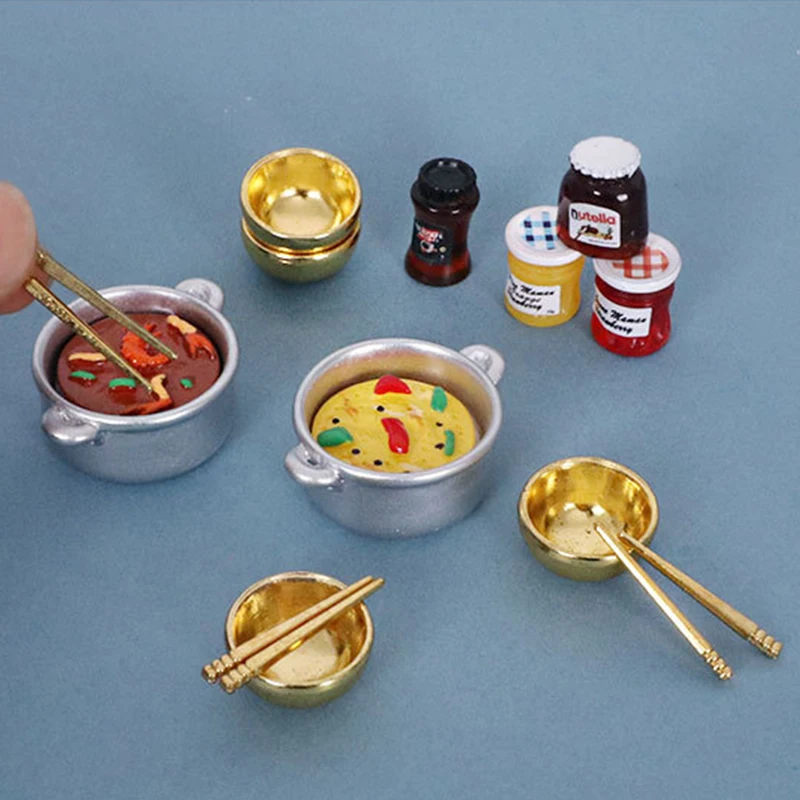 1/12 Casa delle bambole Simulazione Piatto Caldo Kit Da Tavola Con Spezzatino Condimento Casa Delle Bambole In Miniatura Sala Da Pranzo Decor Micro Cucina Giocattoli