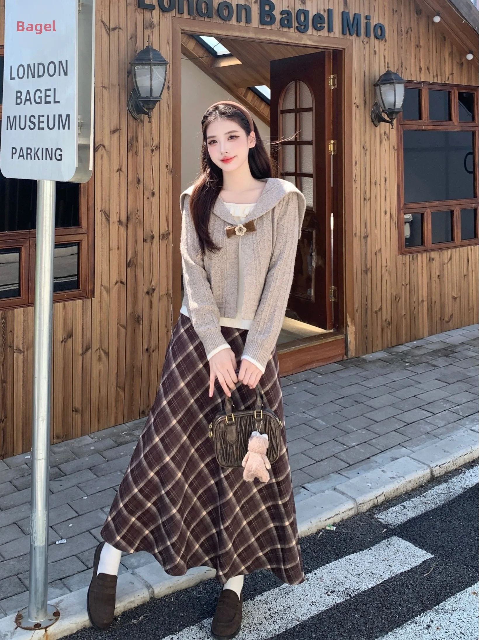 

plus Size Women's Preppy Sle Navy Collar Sweater And Plaid A-Line Skirt Two-Piece Set High Waist Autumn Winter Faion