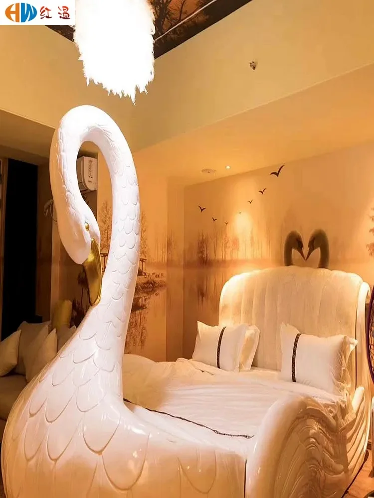 Theme  Furniture Light Luxury Hotel Swan Water Bed Boutique Hotel Couple Electric Romantic Love Bed Furniture