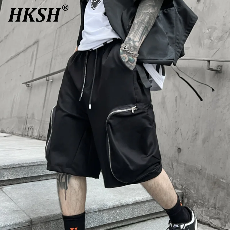 

HKSH летние новые темные тактические шорты с множеством карманов Techwear Функциональные мужские шикарные модные штаны в стиле Ins длиной до колена Капри HK0701