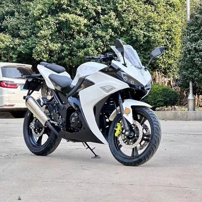 ZUIMI R3 Motorcycle With 200-400CC Displacement And Max Speed Over 80km/h-Various Color Options Available Made In China