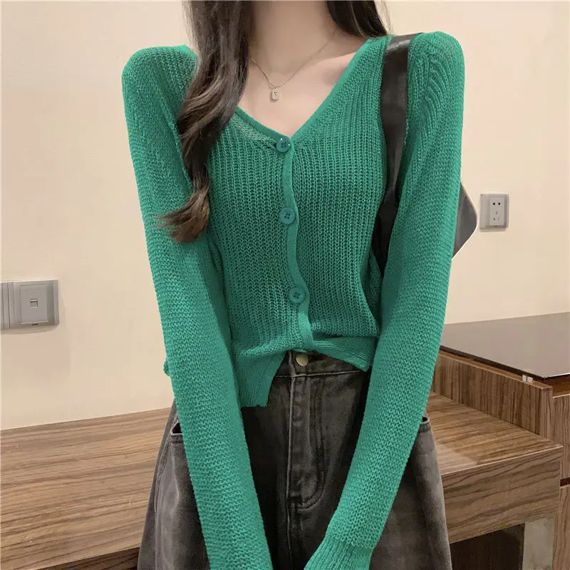 Design Sense V-neck Knitted Cardigan Temperament New Spliced Long Sleeved Short Style Small Fragrant Style External Wear