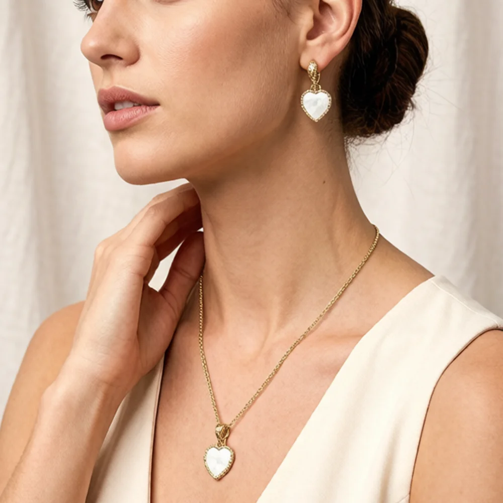 Gold-Tone Heart White Shell Je - огляд і ціна Mother Of Pearl Shell Pendant Necklace