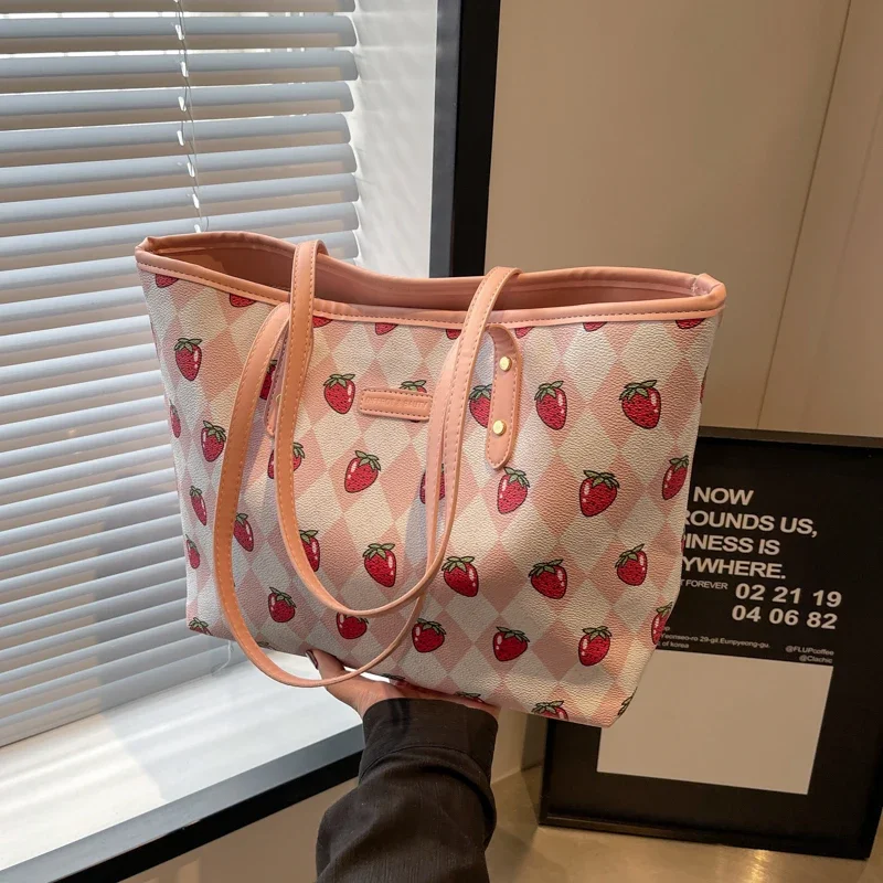 Strawberry PU Large Capacity Cute Shoulder Bags Zipper Commuting Fresh Fashion Hand Bags for Women 2024 High Quality Tote