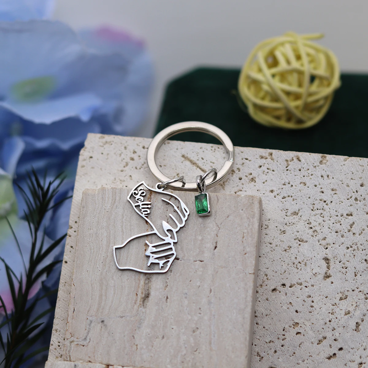 Customized Stainless Steel Holding Hands Pendant Keychain Engraved Cartoon Jewelry Men Gifts Women Gifts