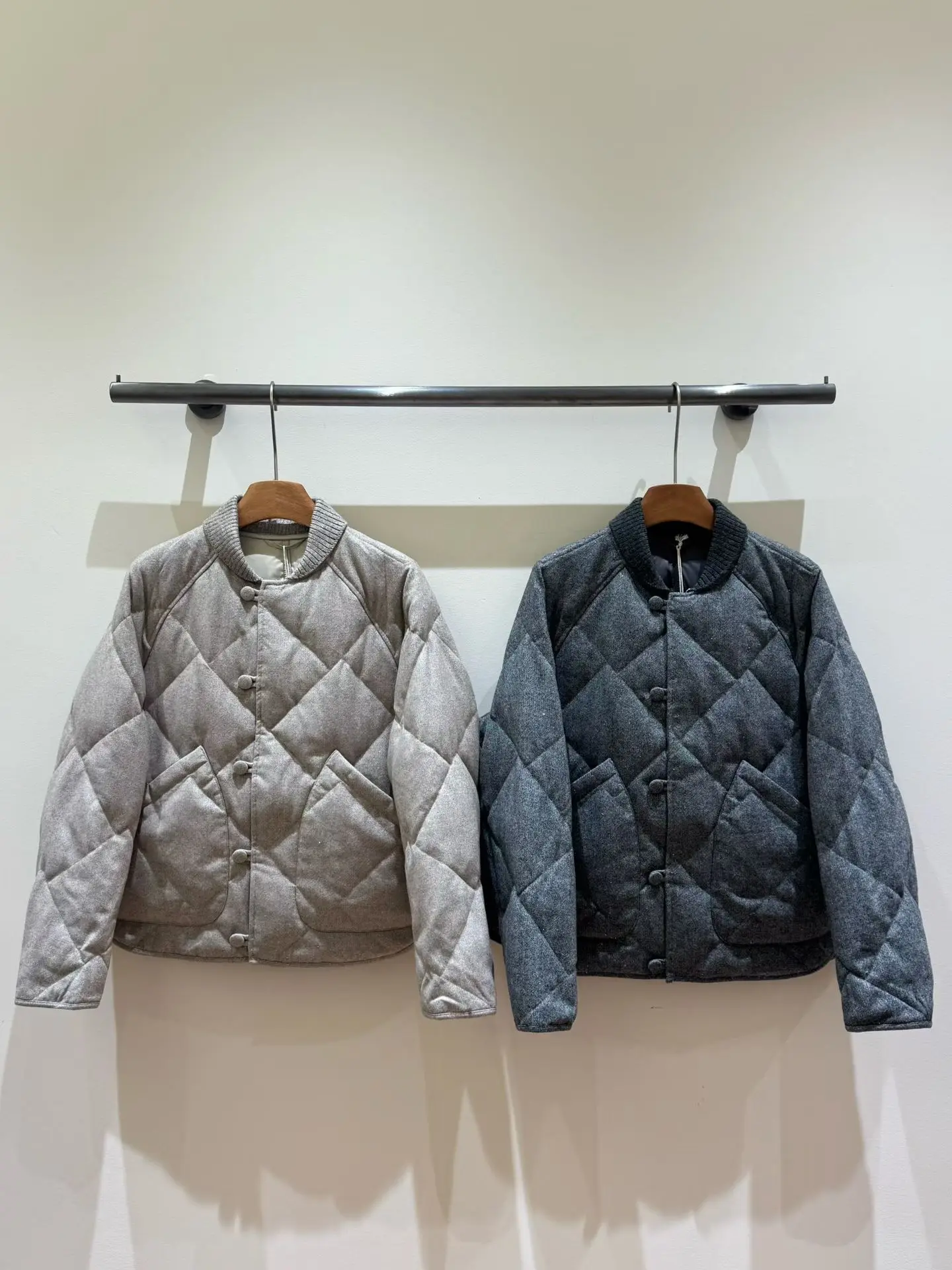 New High-Quality Autumn/Winter Fashionable Casual Goose Down Jacket With Sequins (Women'S Sizes S-Xl)