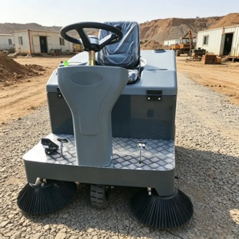 

Automatic Road Cleaning Machine with Garbage Collection for Parking Lot