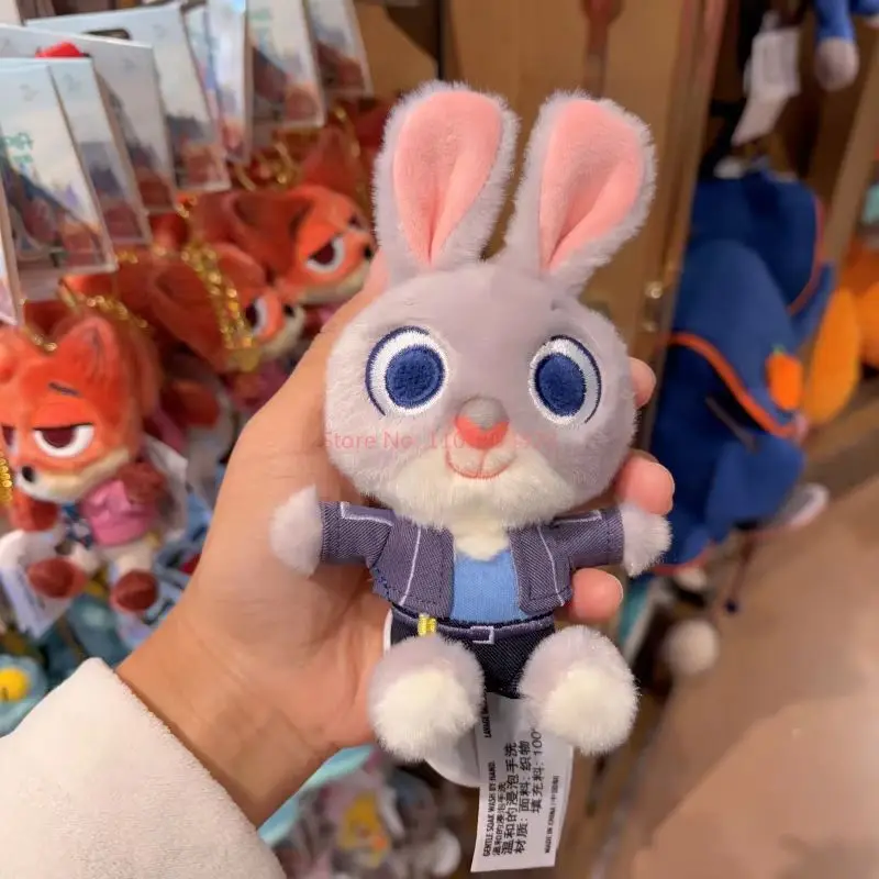 재고 있음 디즈니 주토피아 2 시리즈 봉제 인형 닉 주디 폭스 핀 키체인 펜던트 부드러운 봉제 동물 영화 테마 액세서리 선물