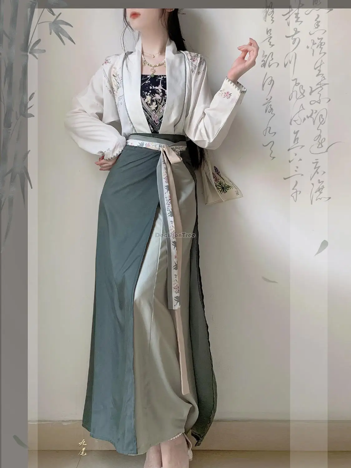2025 chinese hanfu improved women\'s song dynasty clothes three-piece hanfu set spring and summer printed daily retro hanfu s380