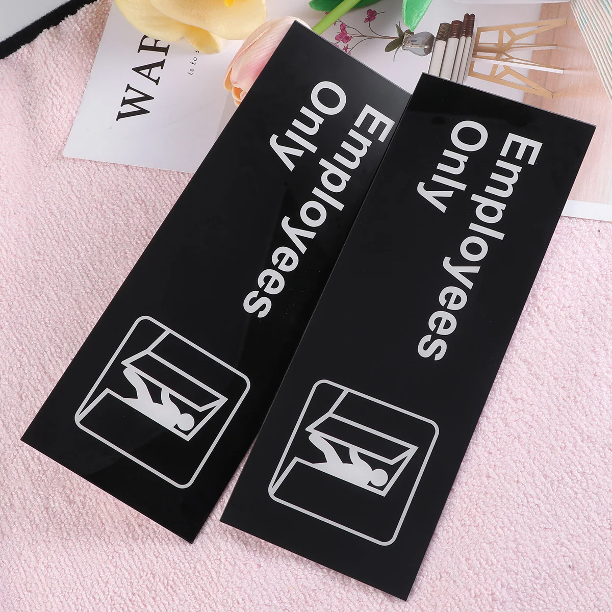 

1pc Employees Only Sign Black White Acrylic Self-Adhesive Safety Indicator For Office Factory Hospital Mall Workplace Wall Door