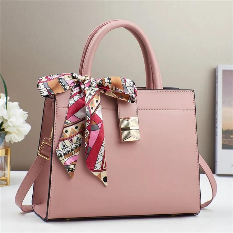 

High-End Luxury Brand Ladies Crossbody Bag Leather Fashionable Elegant Crossbody Classic Paris Fine Craftsmanship Bag​