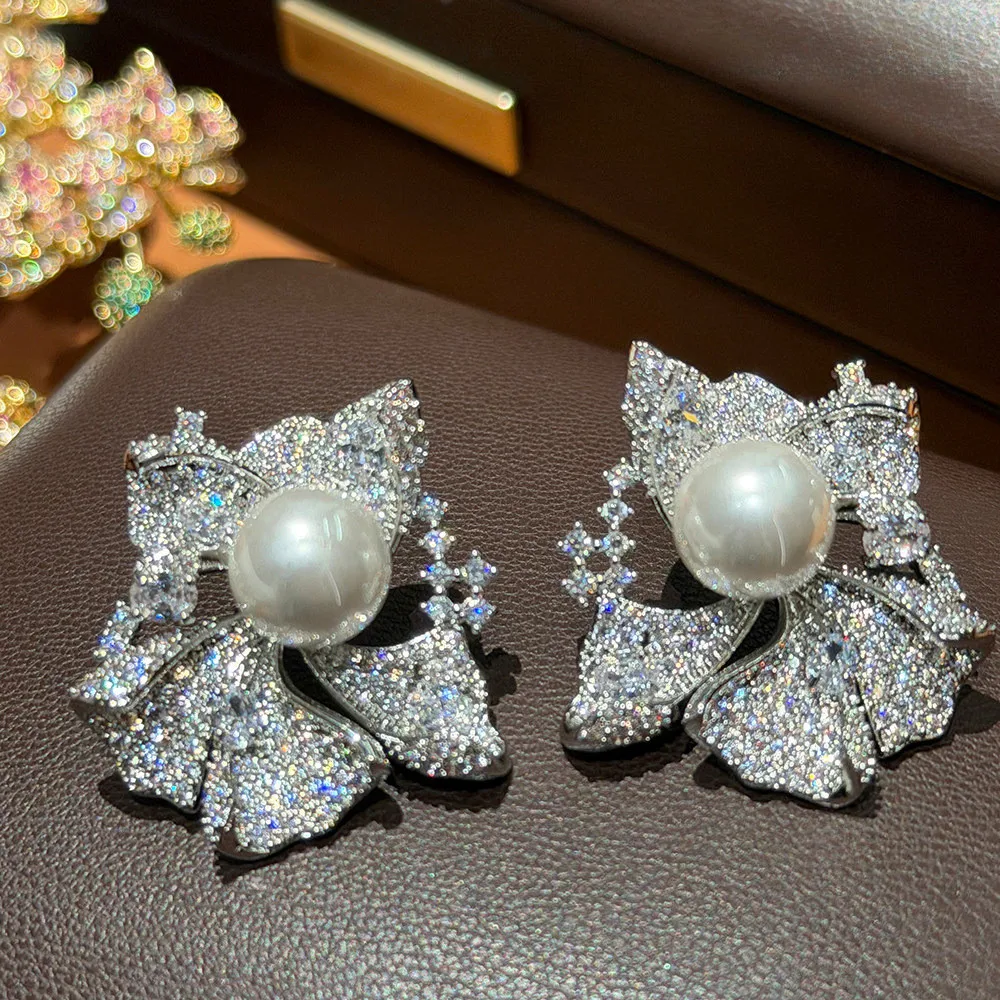 Long Zircon Elegant New Light Luxury Flower Earrings