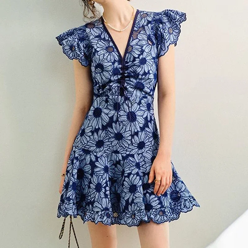 

Vintage Blue Lace Magritte Dress Women Hollow Out V-neck Bodycon Dress Drawstring Sleeveless Luxury Design Vestido