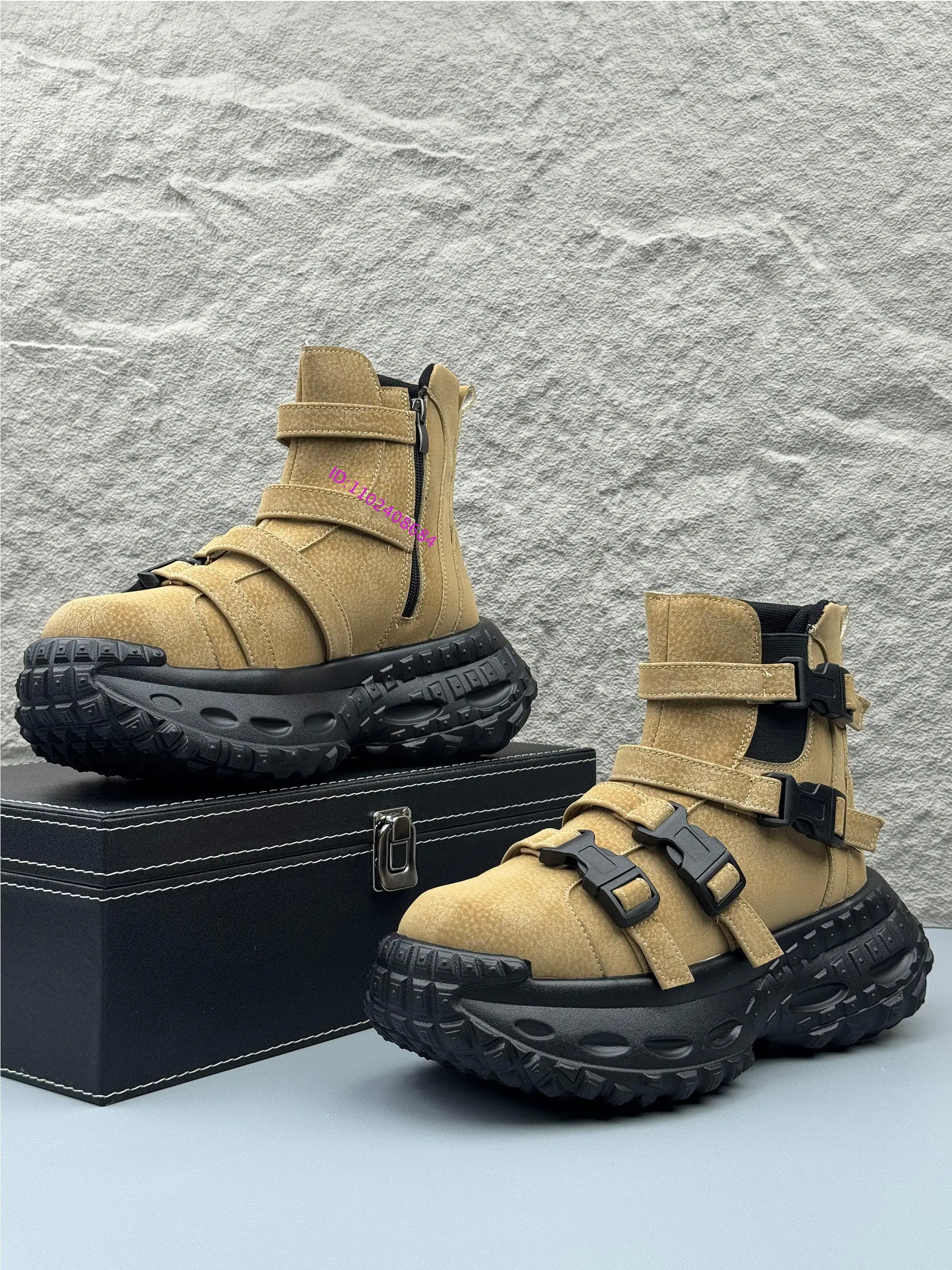 Design Men Platform Sole Belt Buckle High Top Ankle Boots Thick Sole High Top Side Zipper Belt Buckles Platform Ankle Men Boots