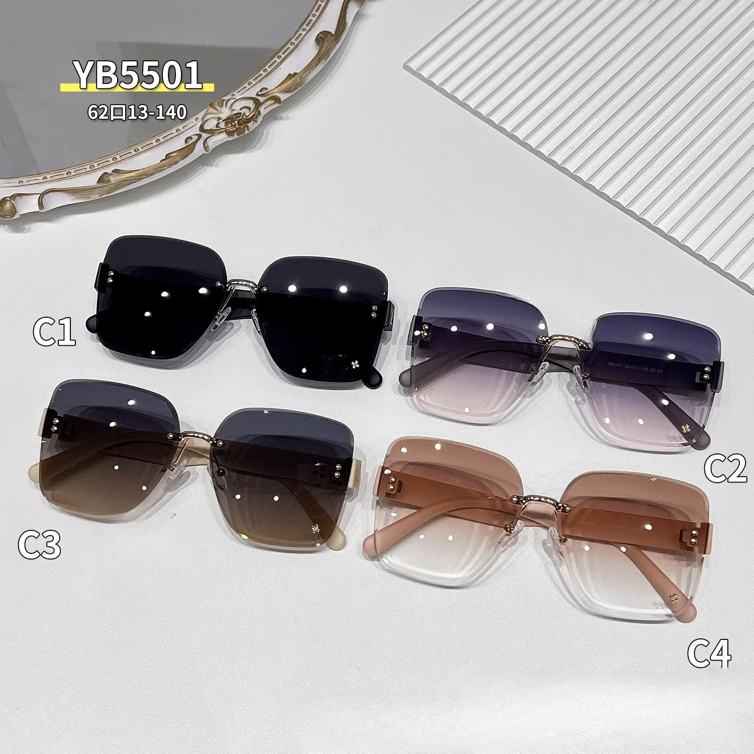 

Новые безрамные солнцезащитные очки 2025 года — поляризационные линзы с кристаллическим огранюванням UV400. Легкие и стильные очки унисекс, блокирующие синий свет.