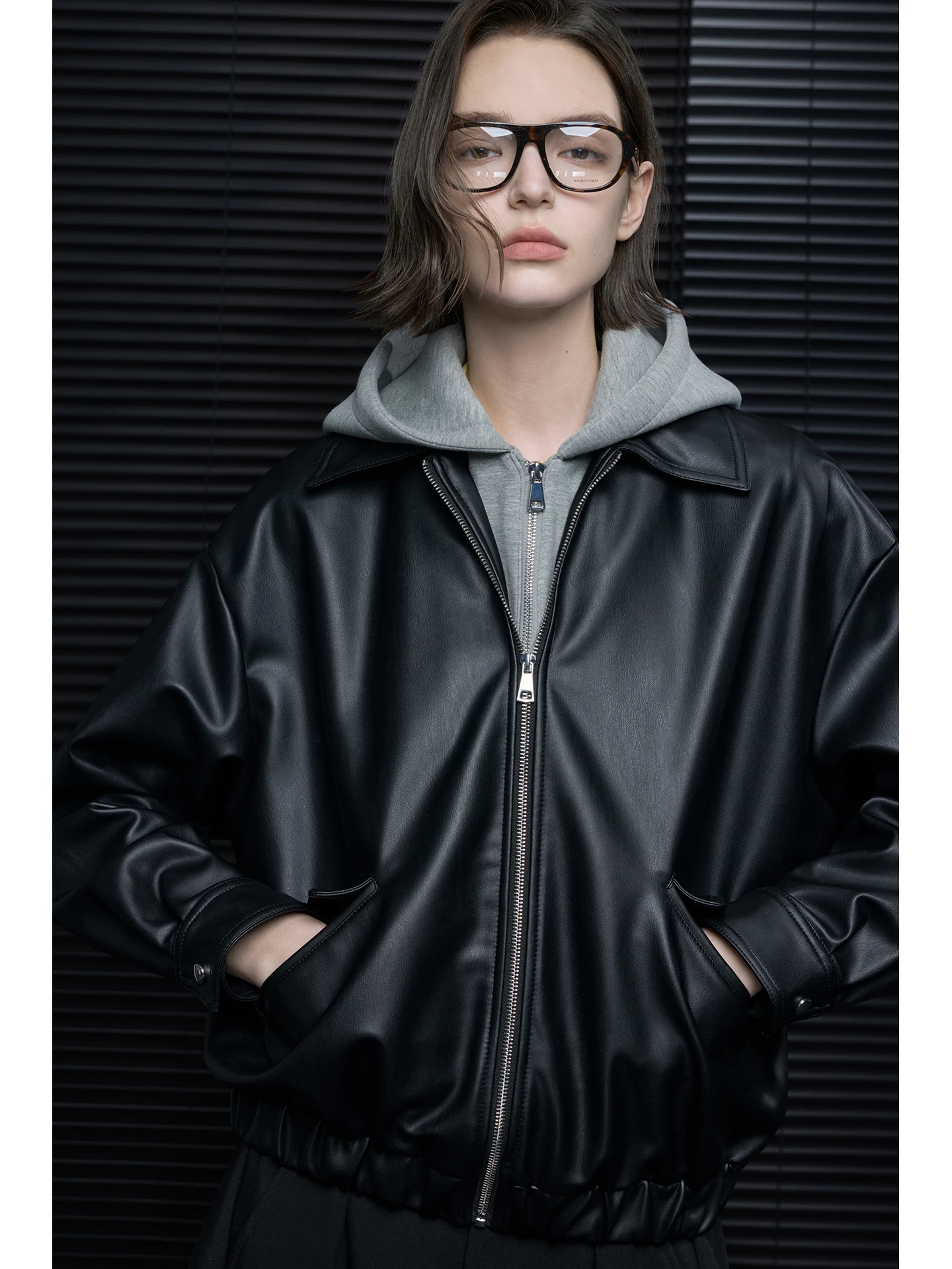 

Faionable Street Sle Women's Leather Jaet Coat with Hood Color Blo Design Spring 2026 New Arrival Casual Outerwear