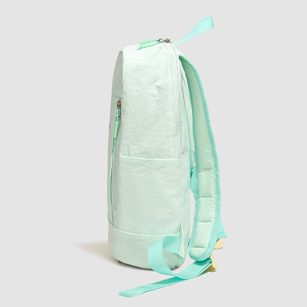 Small Light Outdoor Backpack with Chest Buckle, Spacious Nylon Daypack, Durable Bag for Weekend Trips & Campus Life