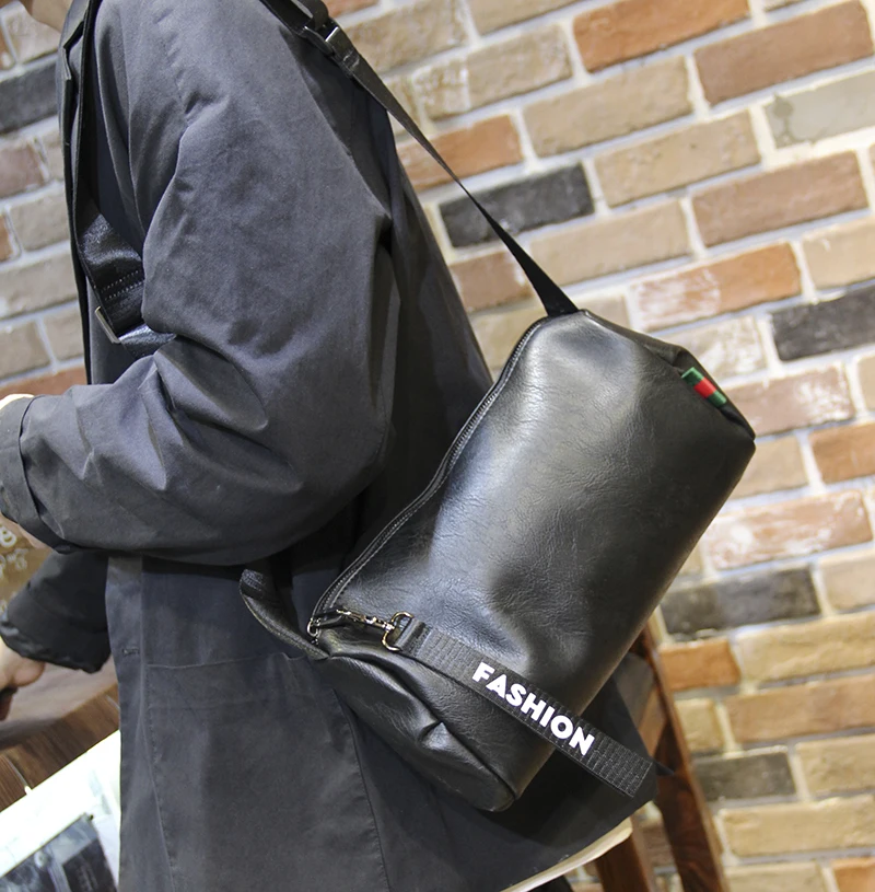 New 2021 Men's Small Shoulder Bag Cylinder Messenger Bag Trendy Fashion Shoulder Bag Street Student Small Backpack