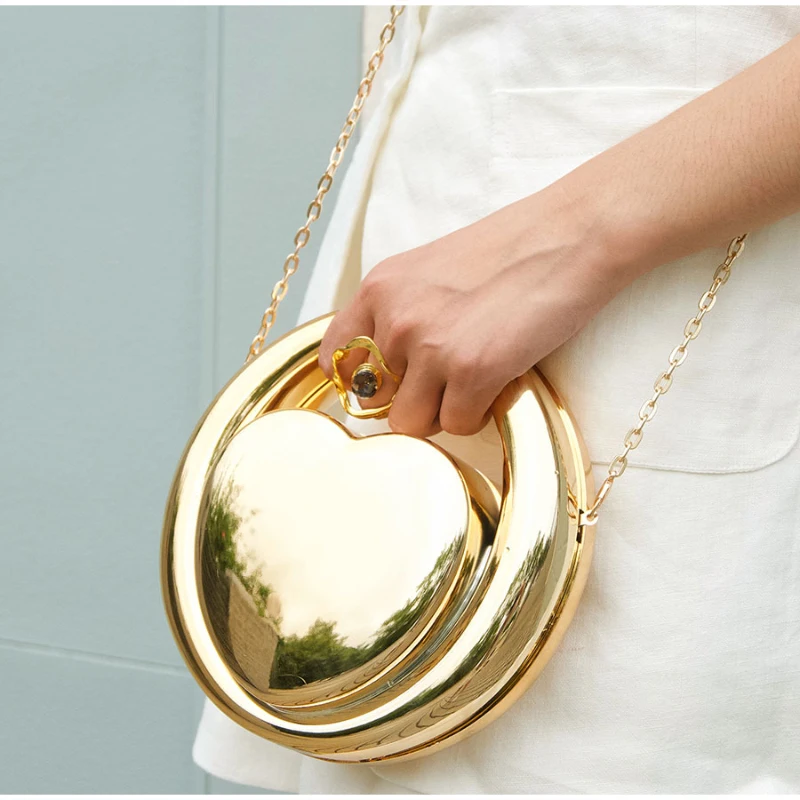 Handtasche mit herzförmigem Ringgriff und Spiegelfinish, elegante Abendtasche für Damen, Umhängetasche mit Kette für Hochzeiten und Bankette – Detail 7