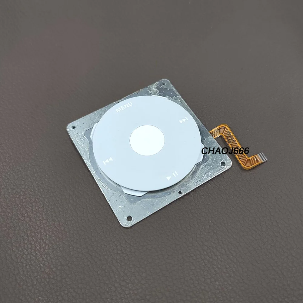 การรีวิวสายไฟฟ์เล็กสีขาวสำหรับ iPod 20GB รุ่น 4th Generation ที่ใช้งานได้ดีในสภาพดีมาก