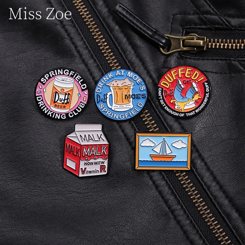 

Drink At Moe’s Spring Field Comic Paper Boat Enamel Pins Duff Beer Drinking Club Brooch Lapel Badge Jewelry Gifts For Kid Friend