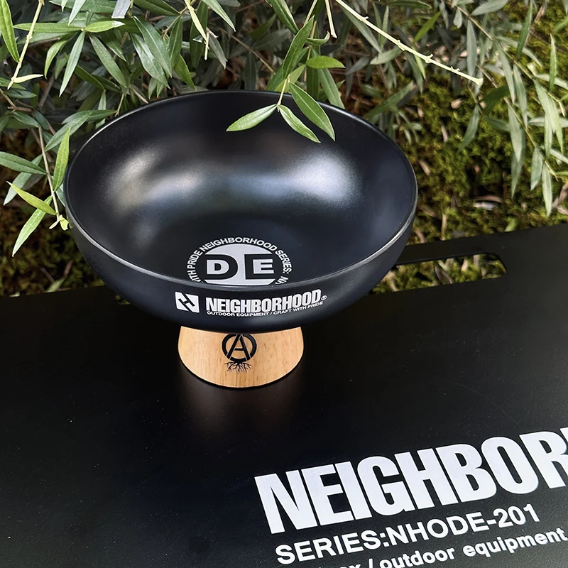 صينية تخزين عصرية من الخشب الصلب المسود بتصميم NBHD، مناسبة للردهات وغرف المعيشة، لتنظيم الأغراض الصغيرة والمفاتيح، تحاكي الب...