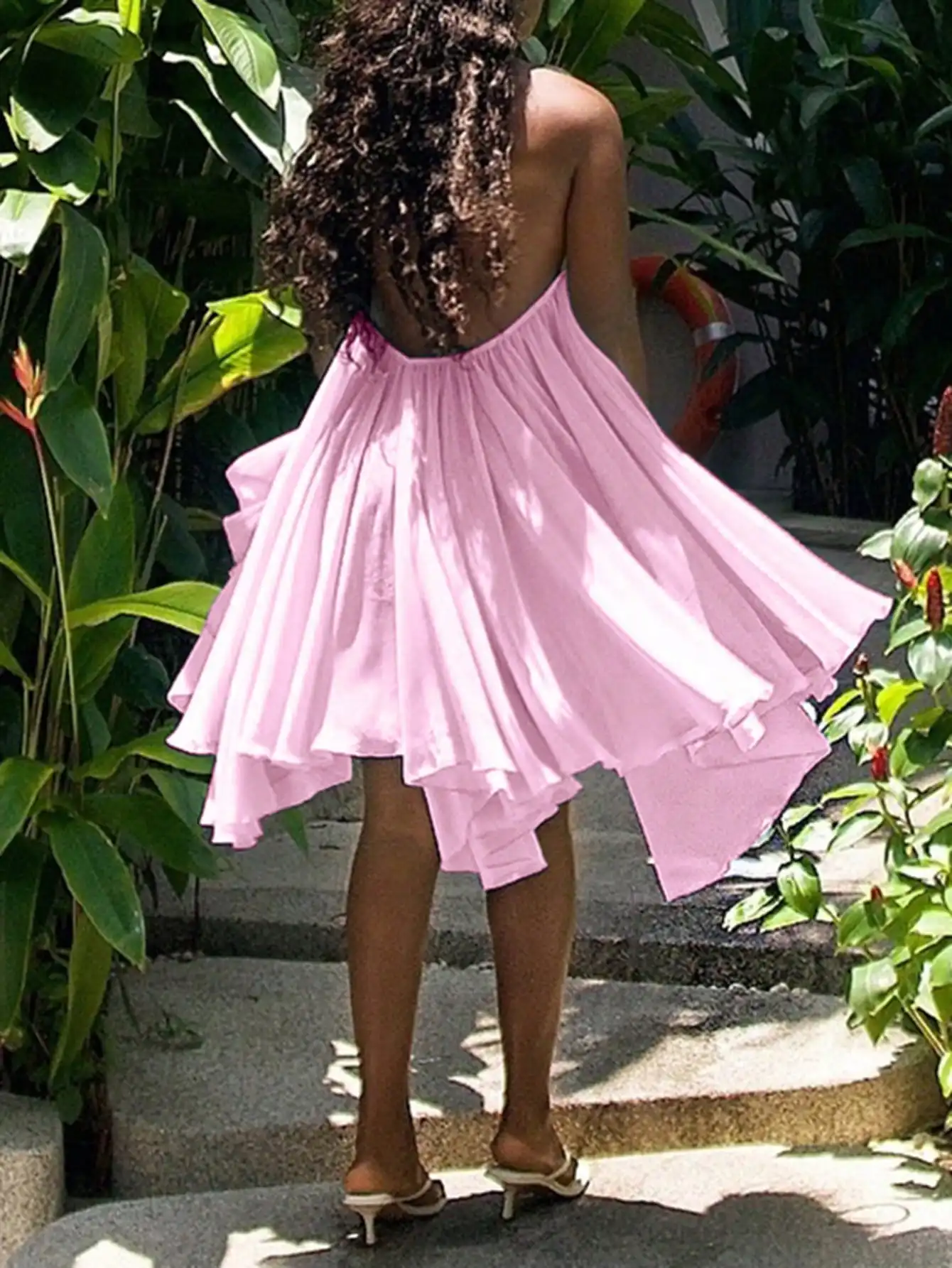 Vestido Mini Assimétrico Rosa com Decote Halter para Mulheres, Chiffon Leve, Ideal para Festas de Verão