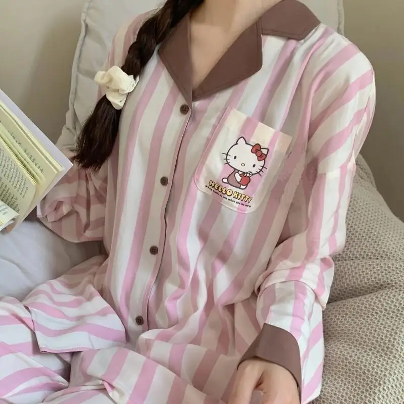 

Sanrio Pochacco, пижамы с лацканами для молодых девушек, кавайные студенческие осенние брюки с длинными рукавами и длинными рукавами, комплект домашней одежды для отдыха и общежития