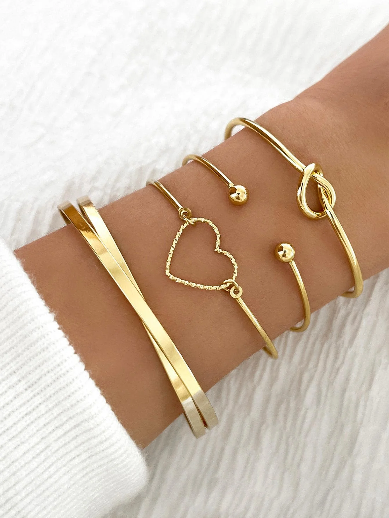 

4pcs Fashion Heart Knot Geometric Bracelet Set For Women