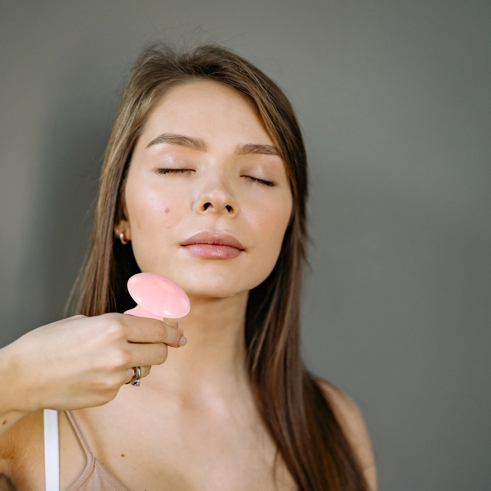 

2Pcs Mushroom Shape Resin Face Massager Pink Color Facial Tool Women Home Office Back Relaxation Massaging Scrape