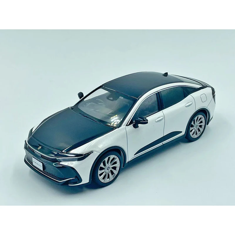 

Original Diecast Alloy 1:30 Crossover Crown Black Car Top Adult Classic Collection Static Display Ornament Gift
