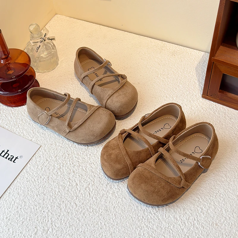 

Весенние повседневные туфли для девочек с круглым носком, на липучке, в стиле Maillard, шикарные детские туфли без каблука, однотонные, нескользящие, на каждый день