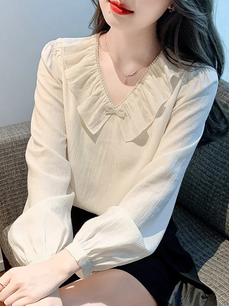 

Ele White V-Ne Long Sve Chiffon irt Women's Spring Faion 2026 New Sle Lace Trim Blouse Ladylike Commute Sle