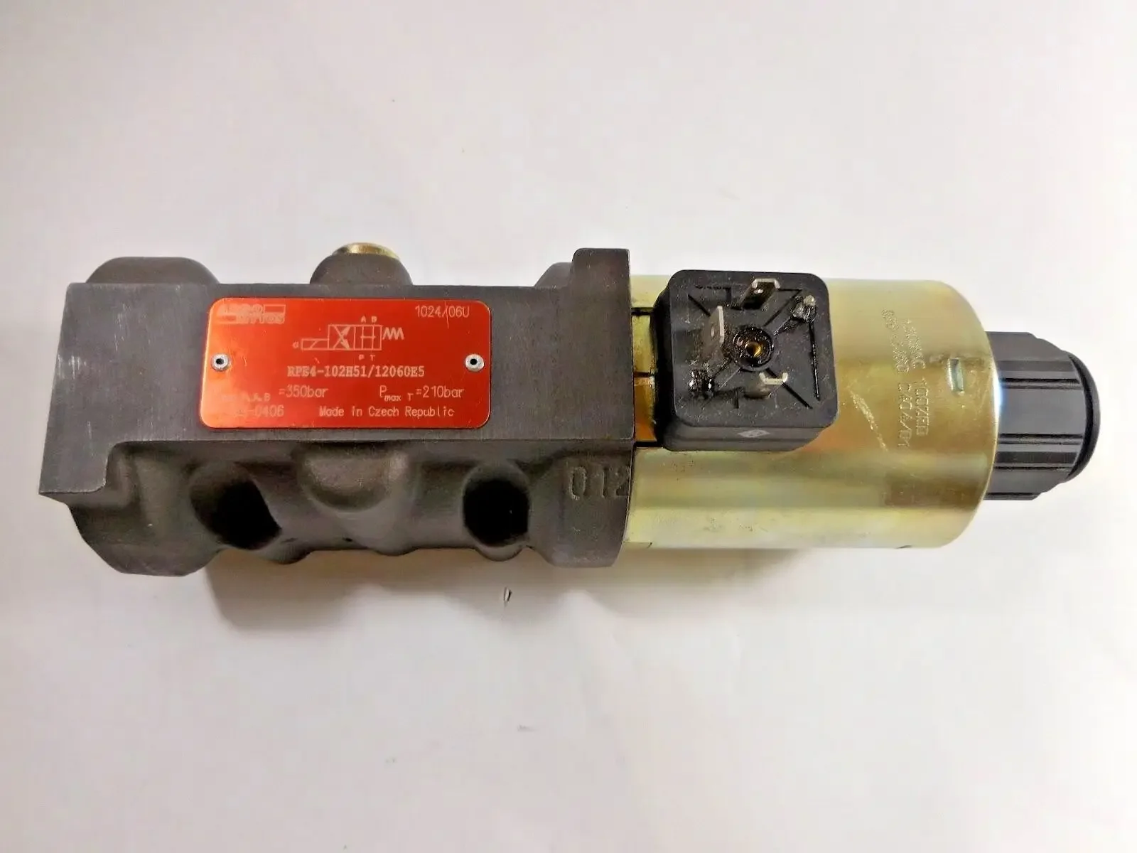 Argo Hytos RPE4-103L21/12060E5 RPE4-103C11/02400E1 Valvola di controllo direzionale 24 V CC 350 Bar RPE4-103Y11 RPE4-102H51/12060E5