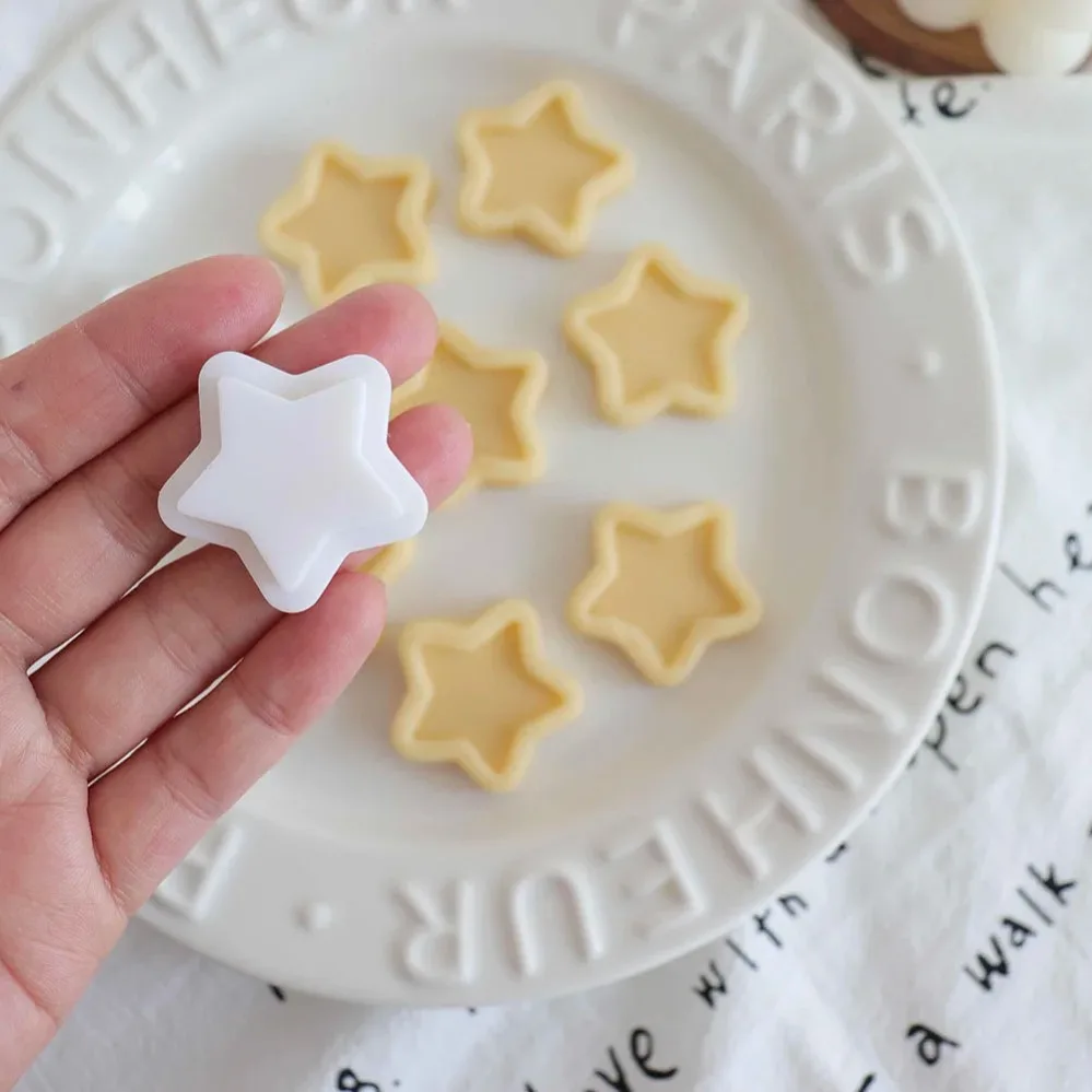 Cute Stars Cookie Cutters Cartoon Cake Biscuit Mold Cookie Stamp Kitchen Baking Pastry Bakeware Dessert Supplies